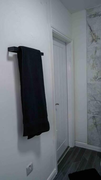 Stunning Two Bed City Centre Apartment Leeds  Extérieur photo