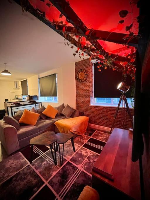 Stunning Two Bed City Centre Apartment Leeds  Extérieur photo