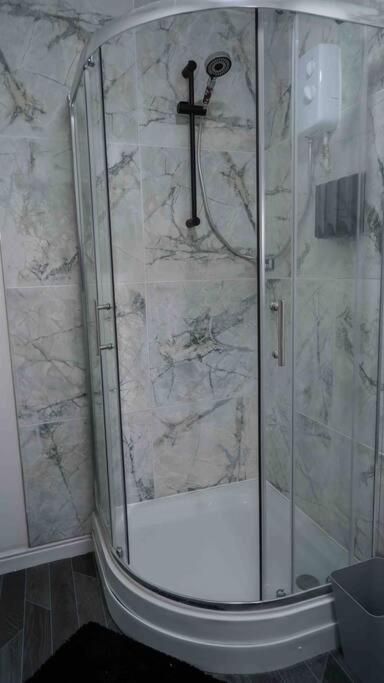 Stunning Two Bed City Centre Apartment Leeds  Extérieur photo