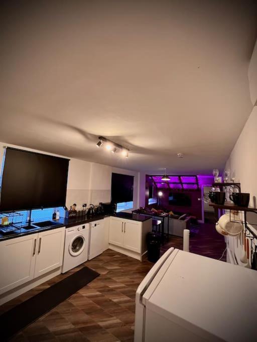 Stunning Two Bed City Centre Apartment Leeds  Extérieur photo