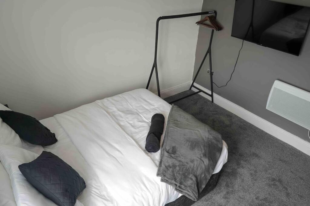 Stunning Two Bed City Centre Apartment Leeds  Extérieur photo