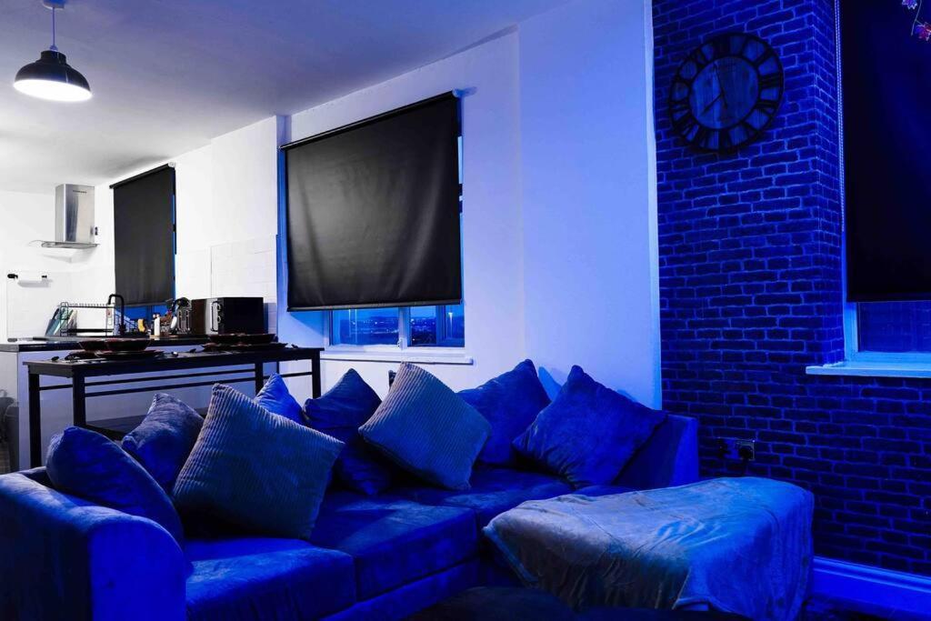 Stunning Two Bed City Centre Apartment Leeds  Extérieur photo