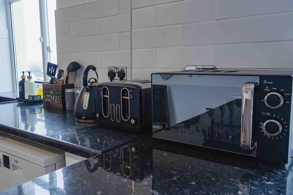Stunning Two Bed City Centre Apartment Leeds  Extérieur photo